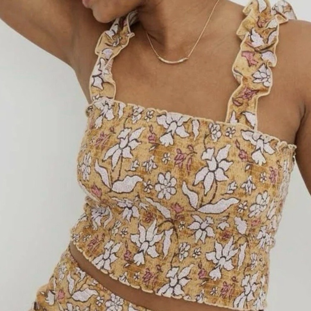 aerie Mustard Floral Smocked Ruffle Strap Crop Top Size S/P NWT